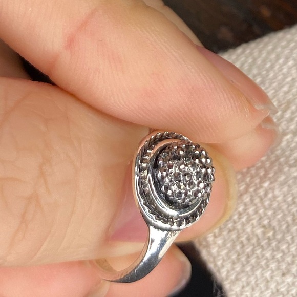 Sparkly Crystal Stone Ring - Picture 9 of 14